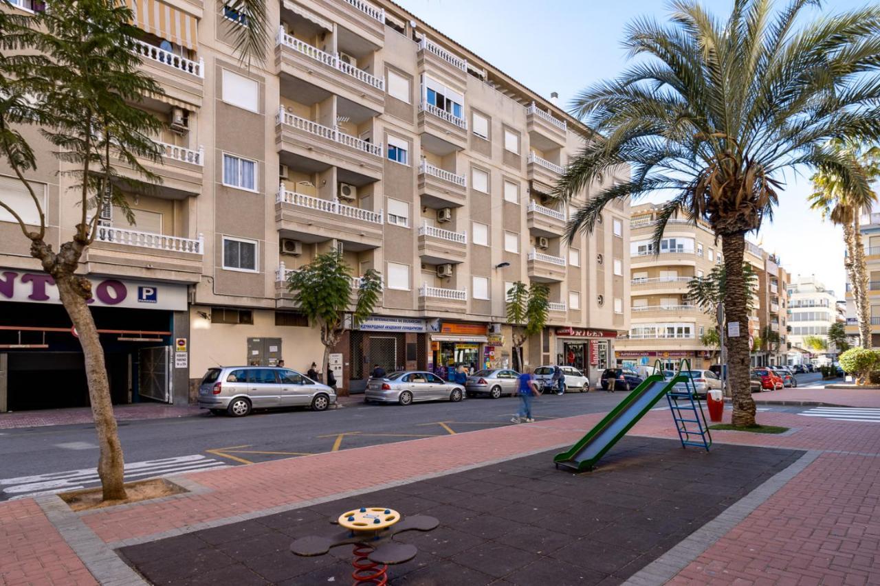 Caballero Apartment Torrevieja Exteriér fotografie